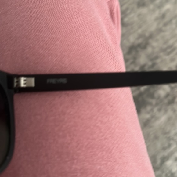 Sunglasses - Picture 3 of 3